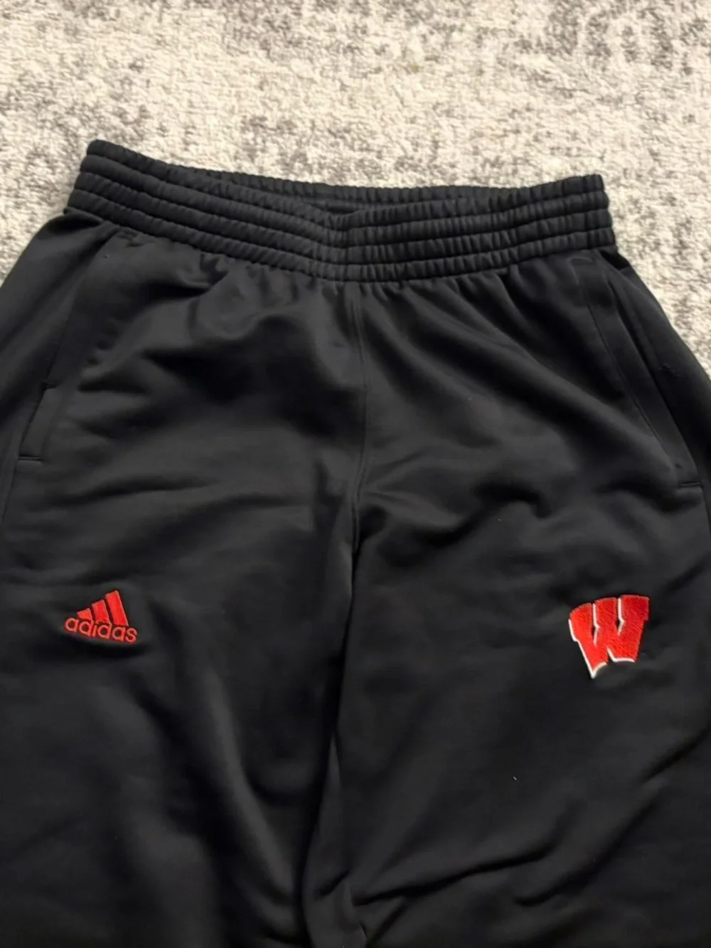 Adidas Wisconsin Badgers Black Sweat Pants Size Medium